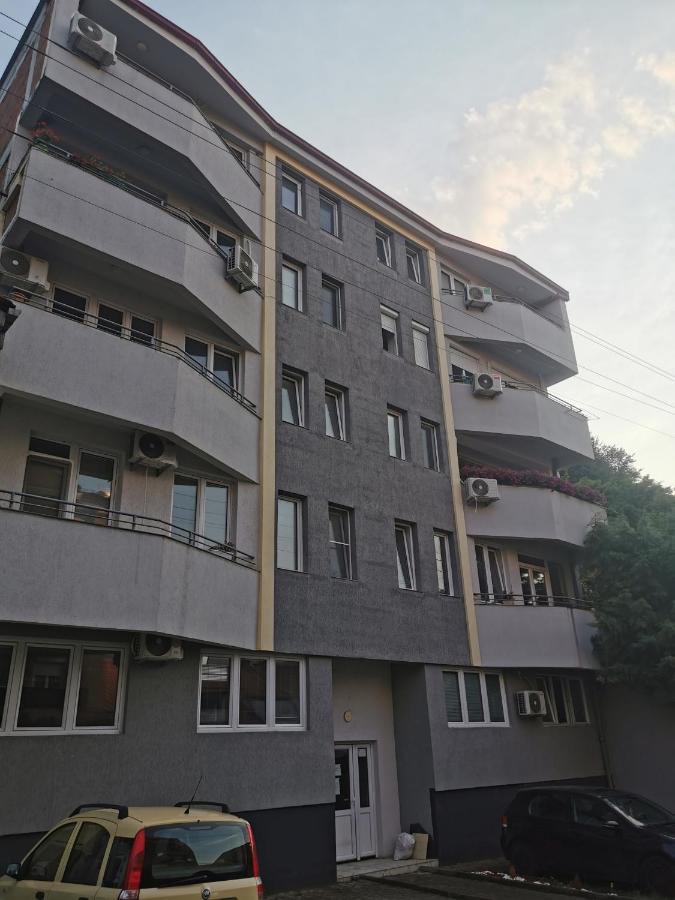 Zagrebska Flat Leilighet Skopje Eksteriør bilde