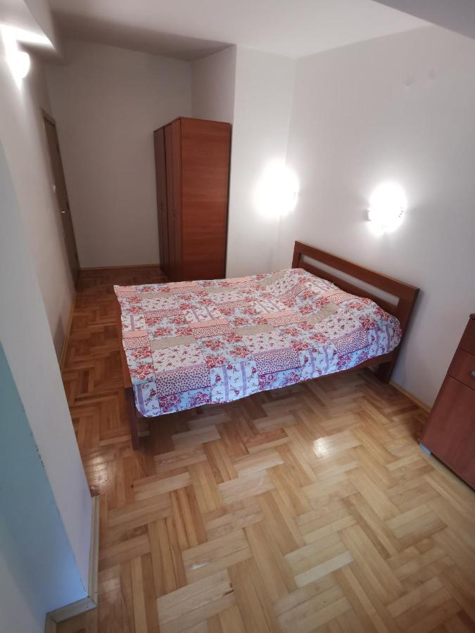 Zagrebska Flat Leilighet Skopje Eksteriør bilde